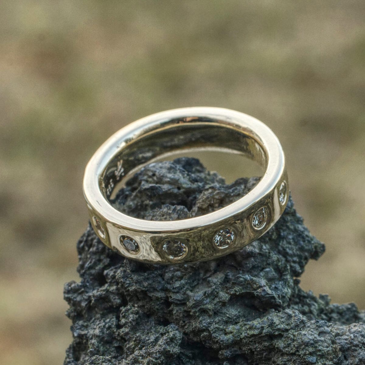 Memoire mit 14 Brillanten – Bild 7