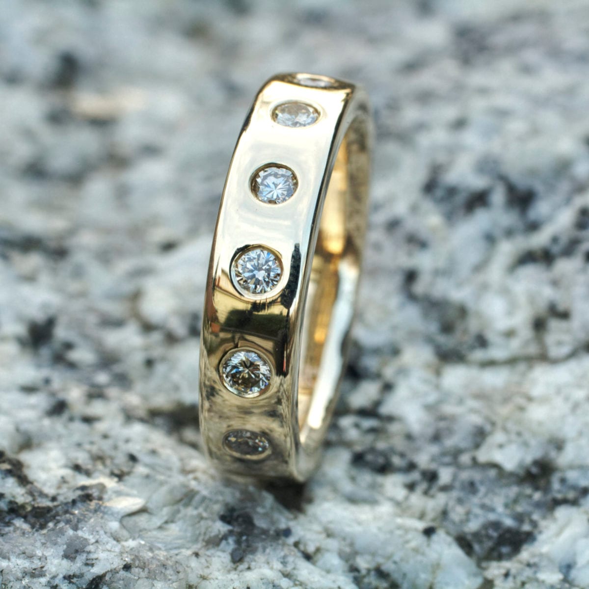 Memoire mit 14 Brillanten – Bild 5