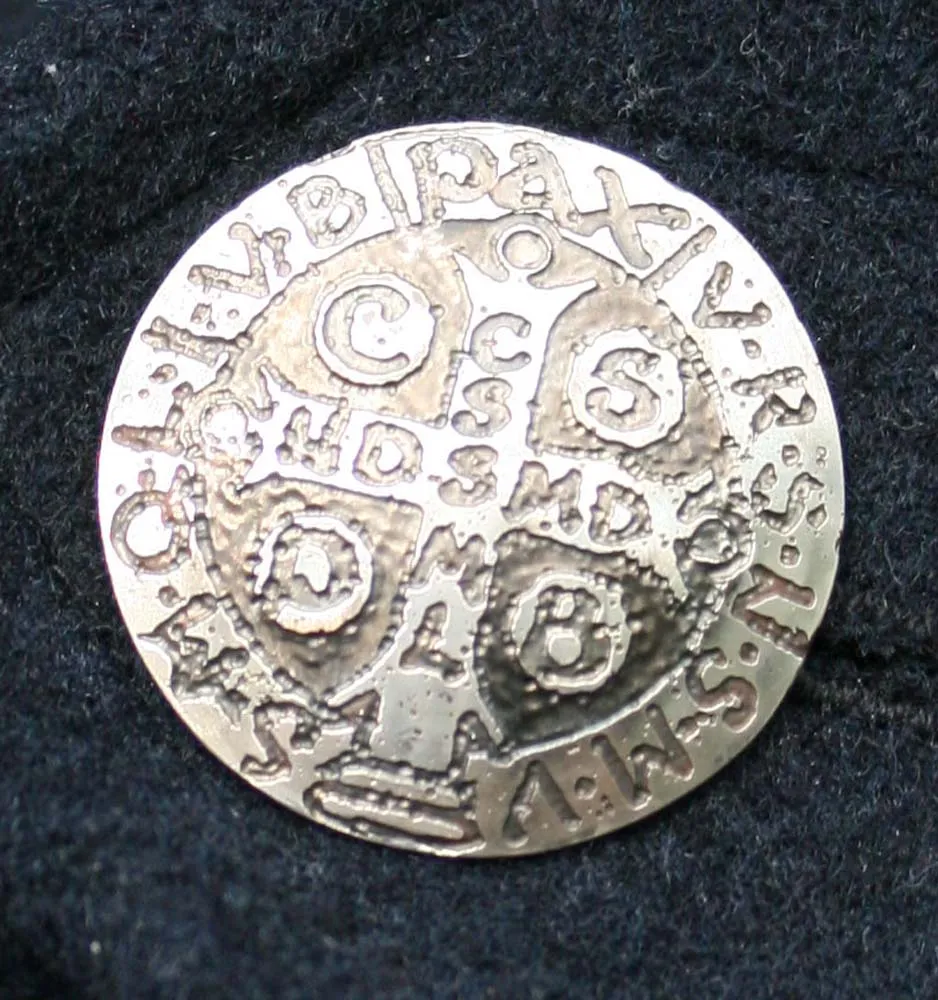 Benediktus Knopf aus Silber