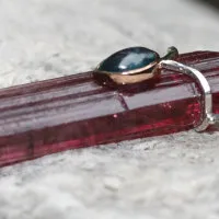 Anhänger mit Turmalin