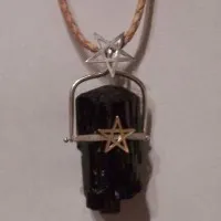 Pentagramm mit schwarzem Turmalin