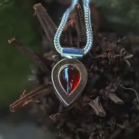 Anhänger zweifarbig mit Granat