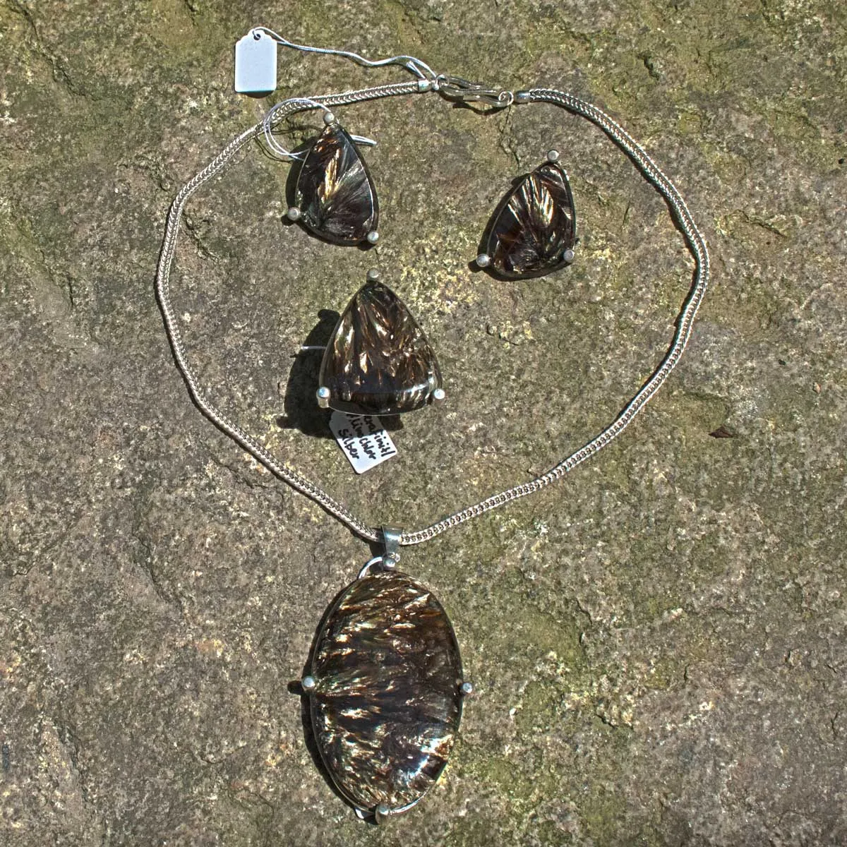 Serafinit Kollektion Ring , Anhänger und Ohrringe Serafinit