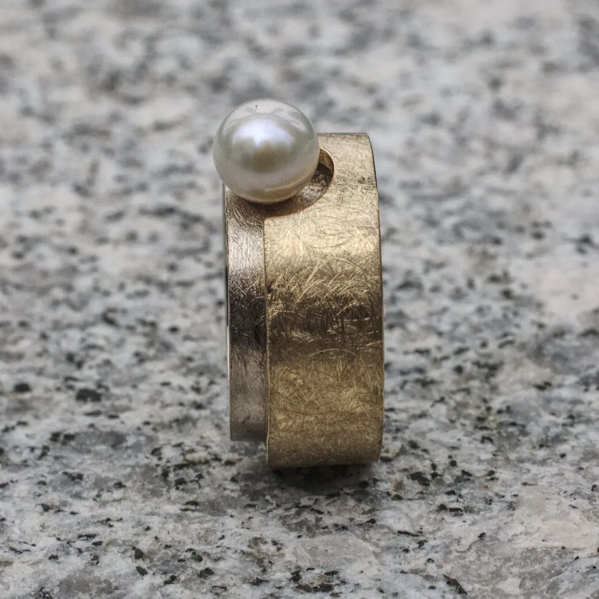 Doppelring zweifarbig mit Perle 2 Doppelschiene mit Perle