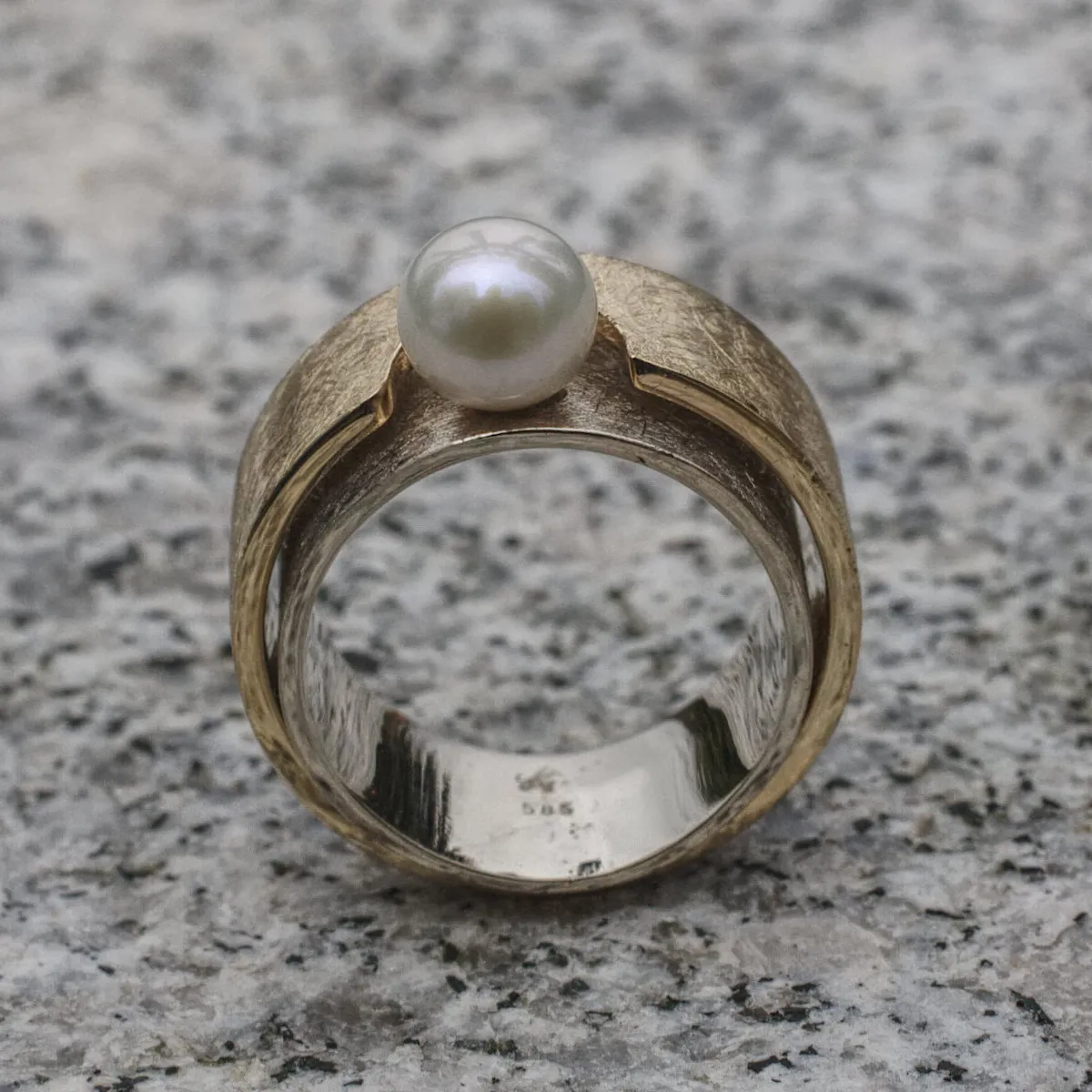 Doppelring zweifarbig mit Perle 12 Doppelschiene mit Perle