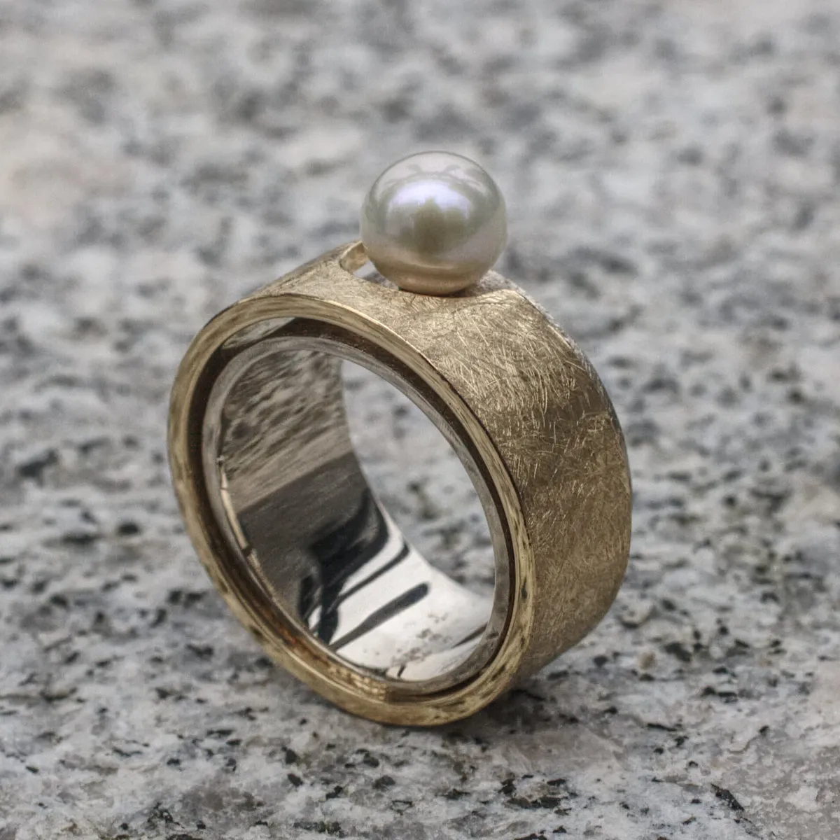 Doppelring zweifarbig mit Perle Doppelschiene mit Perle