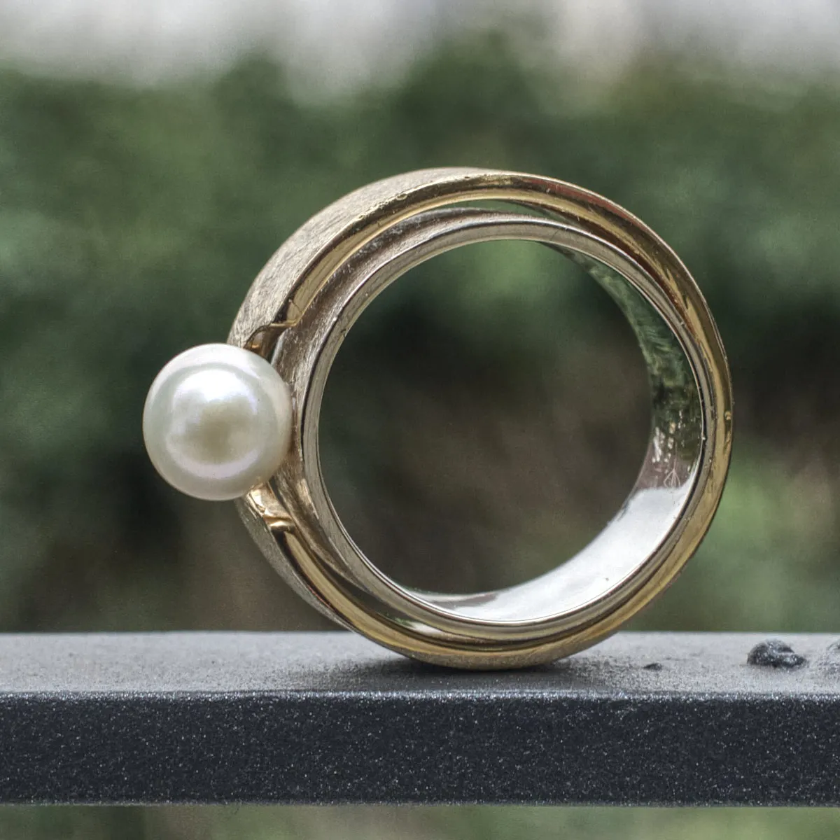 Doppelring zweifarbig mit Perle 5 Doppelschiene mit Perle