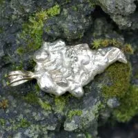 Goldnugget mit V-Schlaufe