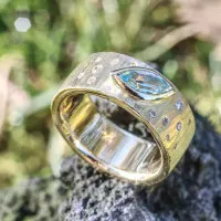 Ring blaues Navett im Firmament