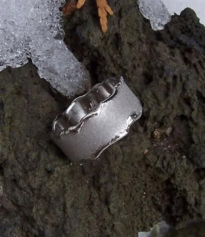 Brandung aus Weißgold
