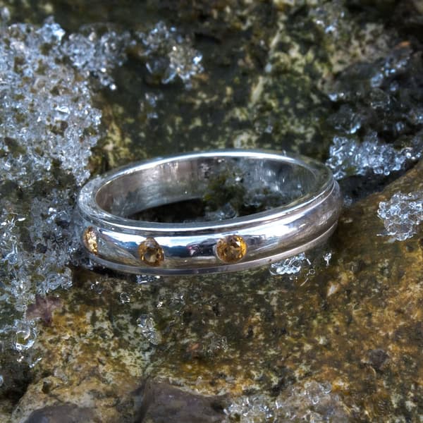 Ring mit Goldtopas