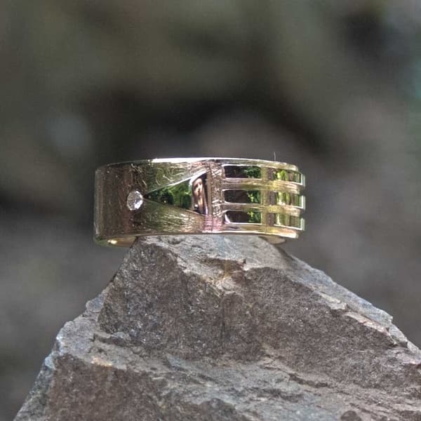 Atlantisring aus Gold mit Brillianten