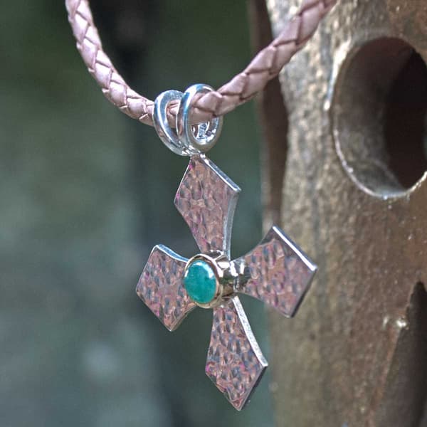 Taufkreuz mit Aventurin