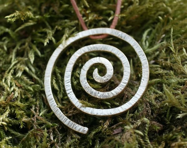 Spirale aus Gold