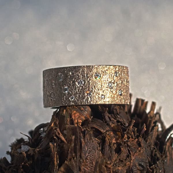 Gelbgoldring mit Brillanten