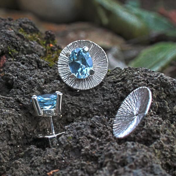 Ohrstecker Blautopas mit Beilagscheiben