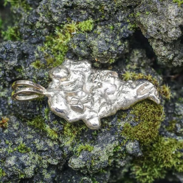 Goldnugget mit V-Schlaufe – Bild 2