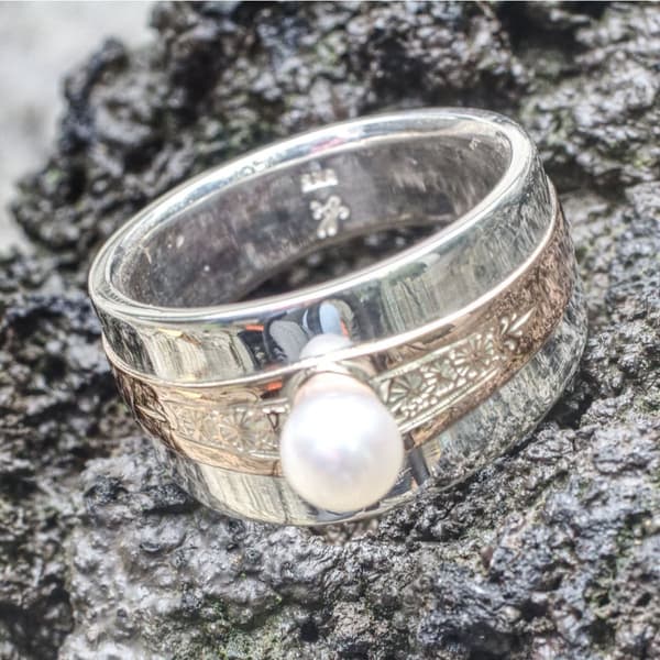 zweifarbiger Ring mit Zuchtperle Umarbeitung Erbstück