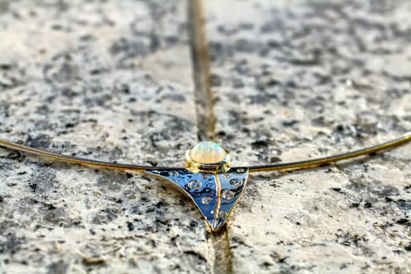 Anhänger mit Opal – Bild 2