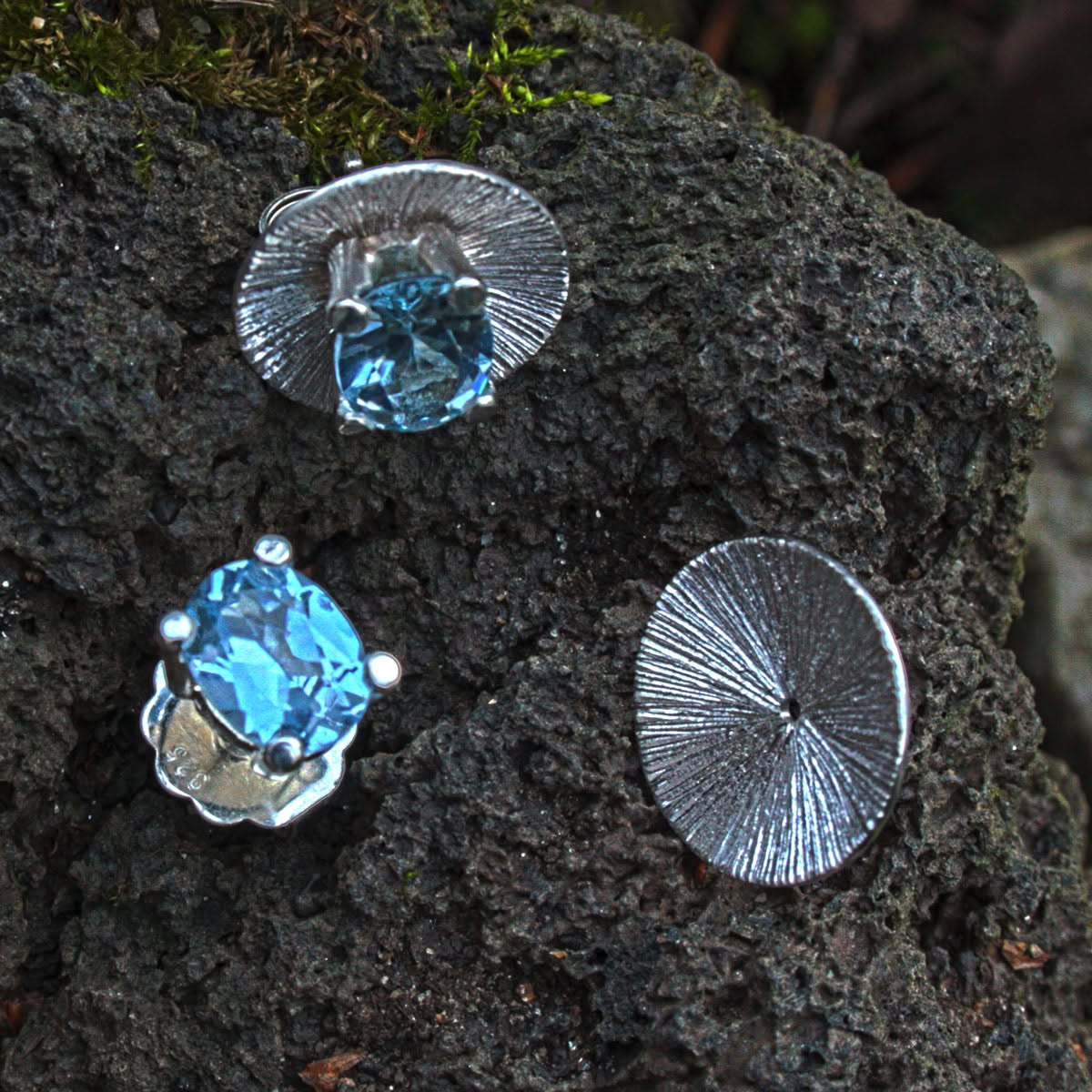 Ohrstecker Blautopas mit Beilagscheiben