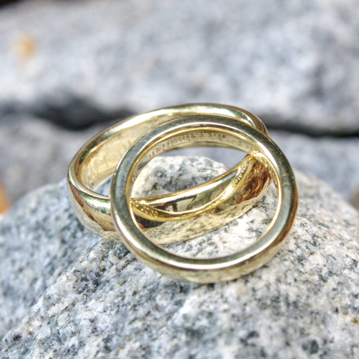 Klassische Eheringe Gold poliert Klassische Eheringe Gold poliert