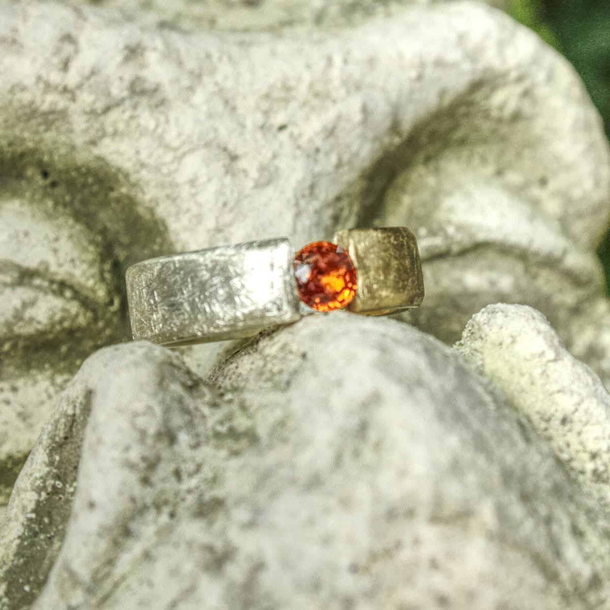 Zweifarbiger Ring Spessartin – Bild 2
